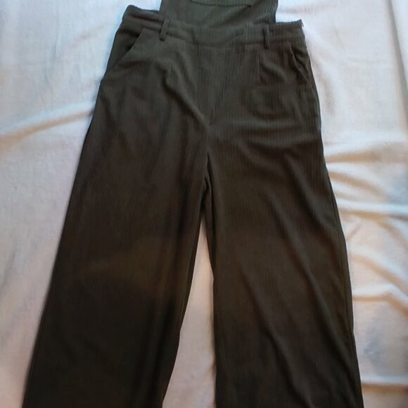 Cider 💚 Womens Adorable Olive Green Corduroy Wide Leg Overalls 💚 - Picture 5 of 16